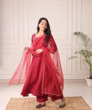 Seraphic Red Kurta Set – A Divine Elegance Beyond Time