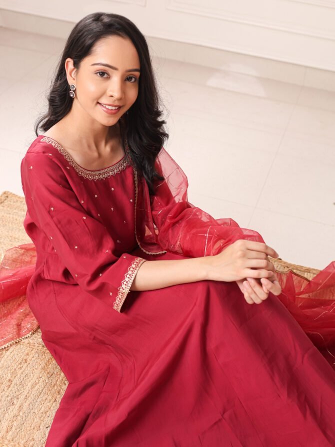 Seraphic Red Kurta Set – A Divine Elegance Beyond Time - Image 3